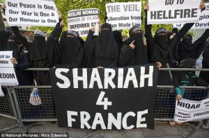 Sharia4FranceBurqas