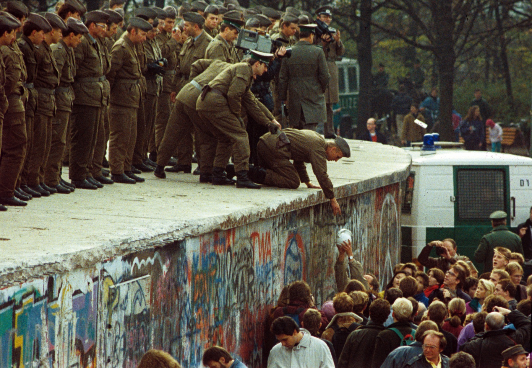 essay about fall of the berlin wall